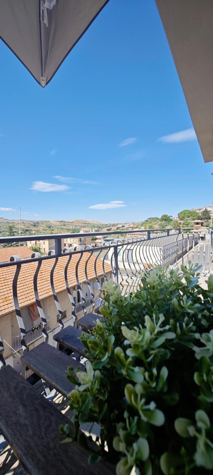 Wonder House Apartment Mirabella Imbaccari Екстериор снимка
