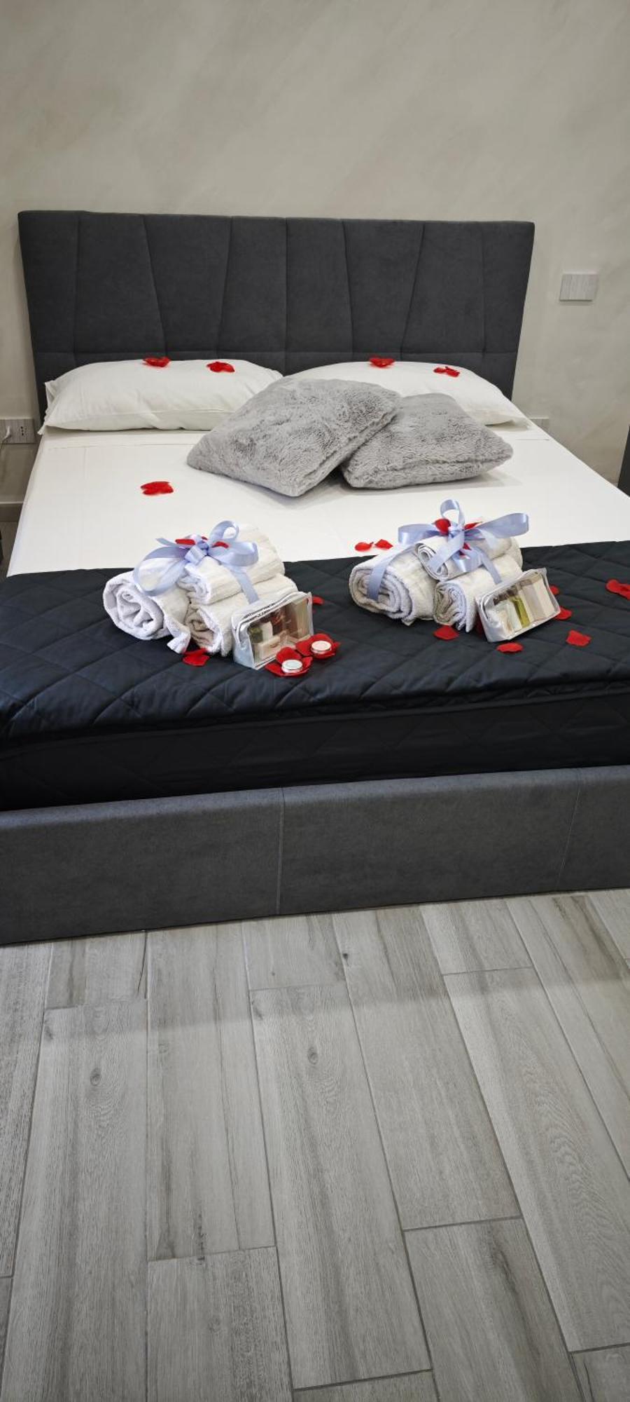 Wonder House Apartment Mirabella Imbaccari Екстериор снимка